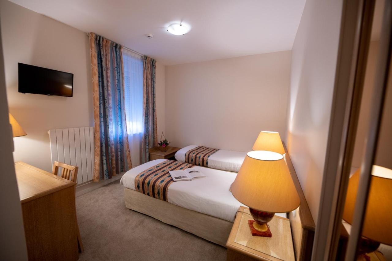 Logis Hotel Le Continental Châteauroux Buitenkant foto